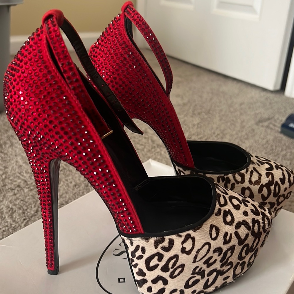 Steve Madden show stoppers